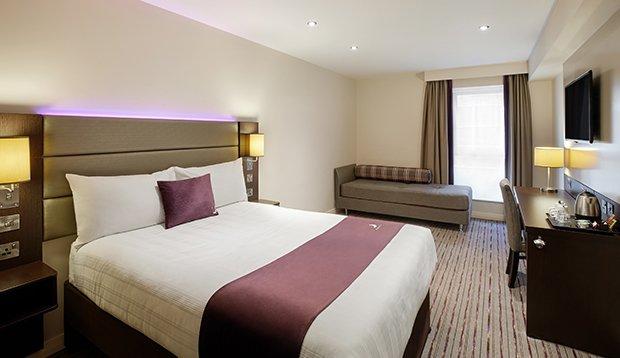 Premier Inn London Elstree / Borehamwood Exterior foto